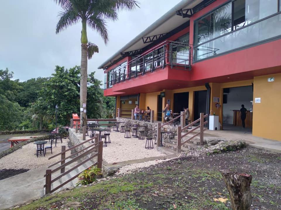 Hotel Puerto San Luis Tilarán Kültér fotó